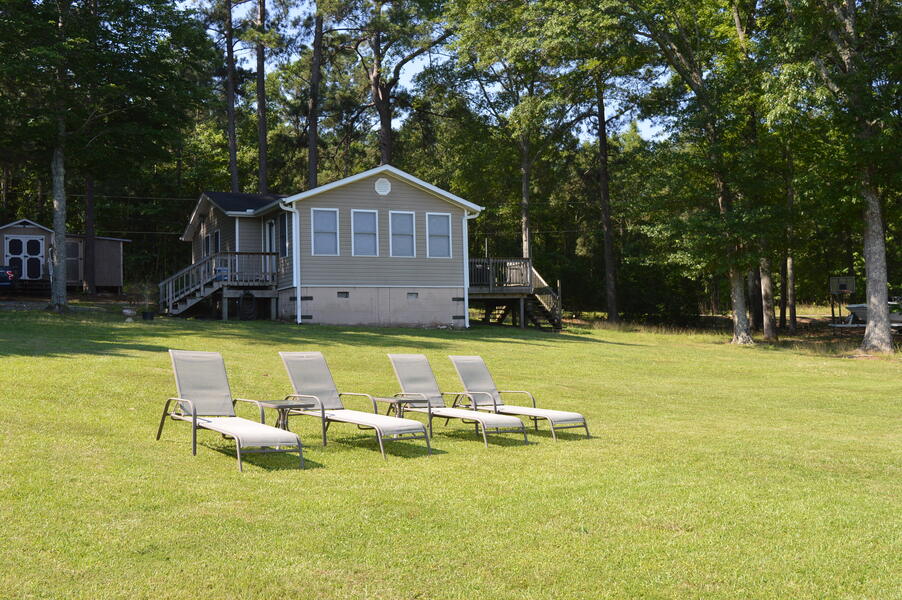 931 Rockbridge Road    REDUCED !!!!!